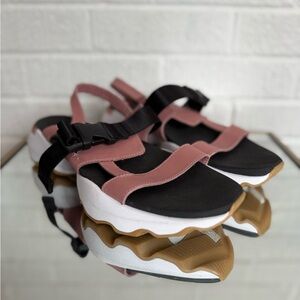 Sorel Pink and Black Footwear